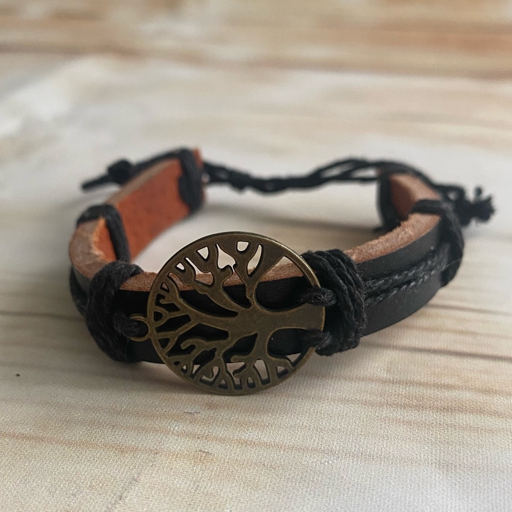 Unisex Genuine Leather Black Bracelet decorated with Tree of Life